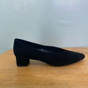 Everlane Suede The V Heel Black Heeled Pump Sz 10